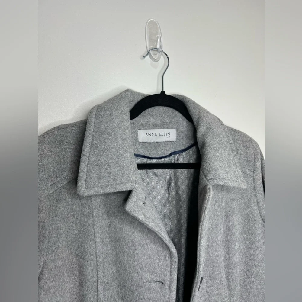 Anne Klein lambswool & cashmere long coat. Size 8. Gray with satin soft lining. - Picture 4 of 8